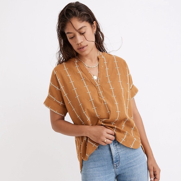 Madewell Tops - Madewell Lakeline Popover Shirttail Top in Jacquard Stripe